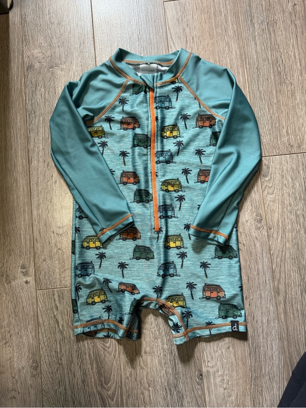 deux par deux Teal Long-Sleeve Rashguard with Camper Print and Orange Trim